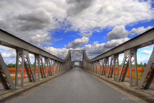 Europe; Poland;  Scinawa; Odra; bridge; steel; road
