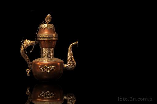 lamp; olive-oil lamp; Aladdin's lamp