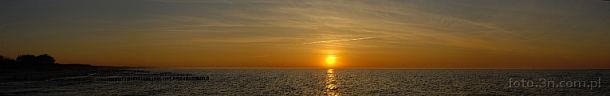 0393-4260; 16281 x 2588 pix; sunset, clouds, sea