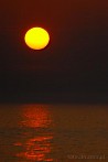 0393-0860; 1986 x 2966 pix; sunset, sea, sun