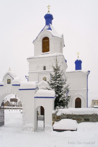 Kleszczele; orthodox church; orthodox church of the Assumption; winter; snow