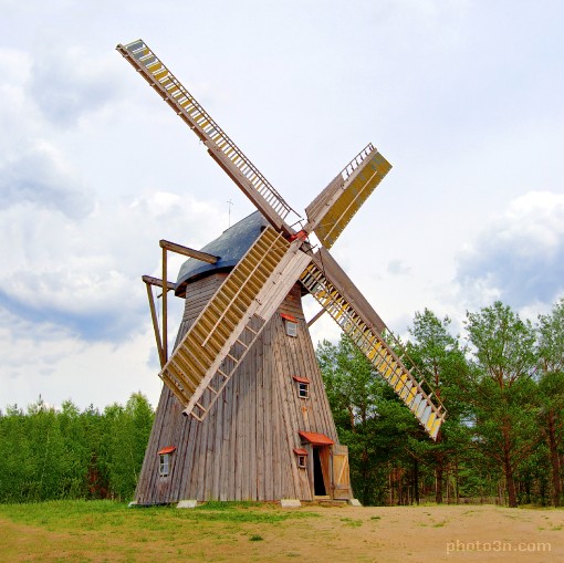 Europe; Poland; Wdzydze; Museum in Wdzydze; windmill 