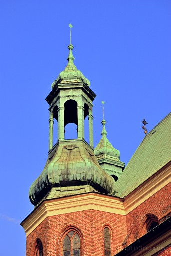 Europe; Poland;  Poznan; cathedral; archicatedral; St. Peter and St. Paul cathedral; Poznan cathedral; church; gothic