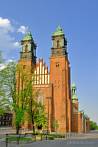 1150-0190; 2274 x 3394 pix; Europe, Poland, Poznan, cathedral, archicatedral, St. Peter and St. Paul cathedral, Poznan cathedral, church, gothic