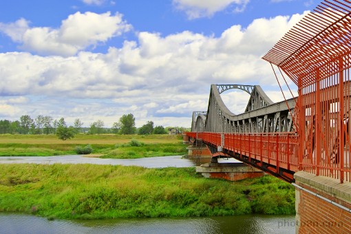 Europe; Poland;  Scinawa; Odra; bridge; steel