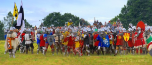 1180-0030; 6477 x 2789 pix; Europe, Poland, staging of the Battle of Grunwald  in July 2008, Grunwald, knight, banner, battle