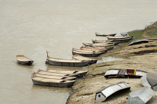 Asia; India; Ganga; Ganges; boat; river