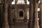 1BBD-0260; 3977 x 2643 pix; Asia, India, Ranakpur, Sheth Anandji Kalyanji Temple, temple, column, pillar
