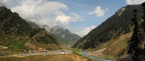 Asia; India; Himalaya; mountains; river