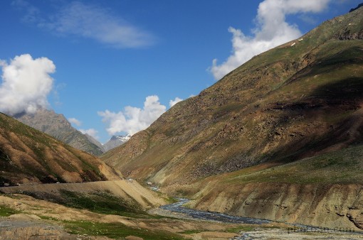 Asia; India; Himalaya; mountains; stream