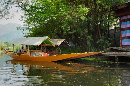 Asia; India; Srinagar; Dal Lake; shikara; boat