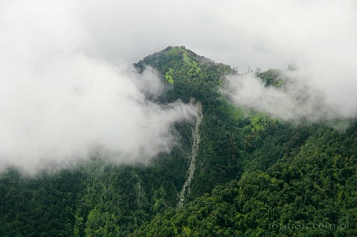 Asia; Nepal; Himalaya; mountains; clouds
