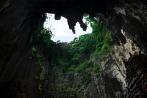 1BF1-0900; 4288 x 2848 pix; Asia, Malaysia, Kuala Lumpur, cave, Batu Cave
