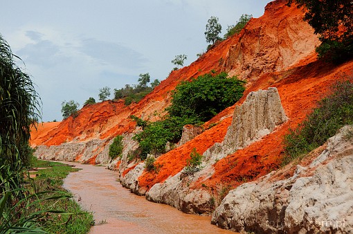 Asia; Vietnam; Mui Ne; fairy stream; mountain; stream; ravine; canyon; gorge; rock; rocks