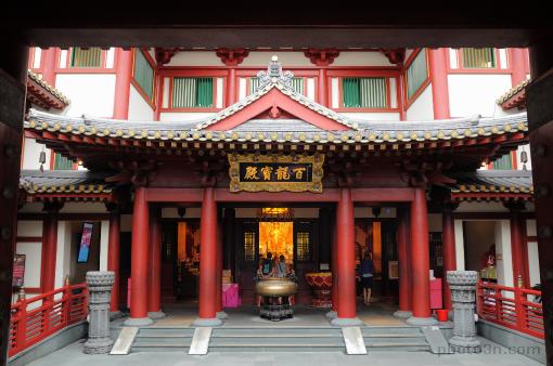 Asia; Singapore; Buddha Tooth Relic Temple; temple; buddhism; Buddha