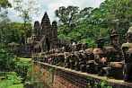 1BJE-0812; 4205 x 2793 pix; Asia, Cambodia, Angkor, Angkor Thom, Angkor Thom south gate