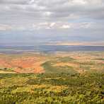 1CA1-0100; 4196 x 4196 pix; Africa, Kenya, bush, Great Rift Valley