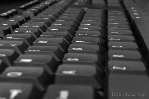 keyboard; fingerboard; key; computer
