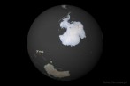 9101-0128; 6600 x 4400 pix; globe, Earth, Antarctica, cartographic grid